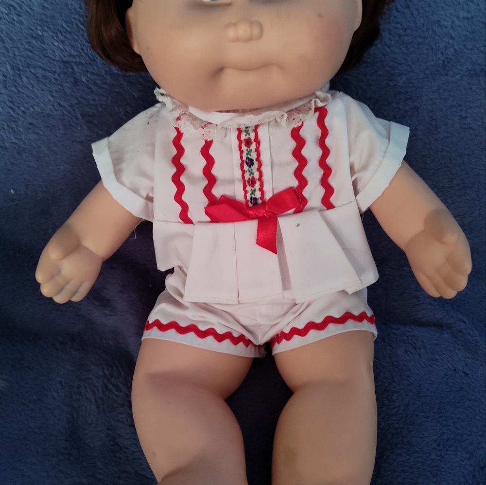 2- Vintage Cabbage Patch Dolls (1982 & 1991) - Picture 2 of 9